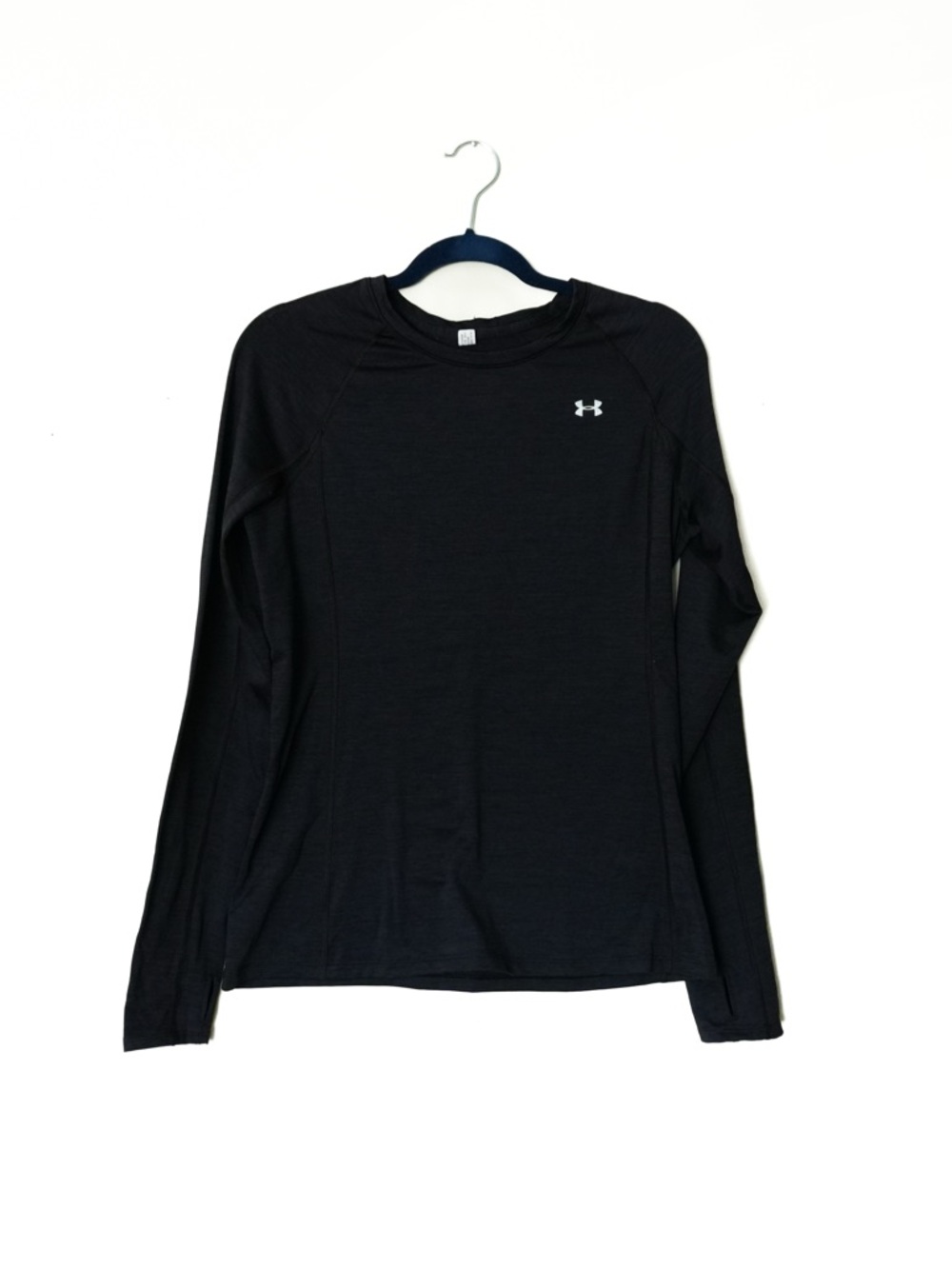 Under Armour ColdGear Cozy Crew Black Long Sleeve Thumb Holes Top Style 1248568